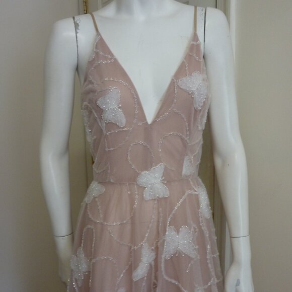 Josephine Sleeveless V-Neck 3D Maxi Dress - Picture 7 of 11